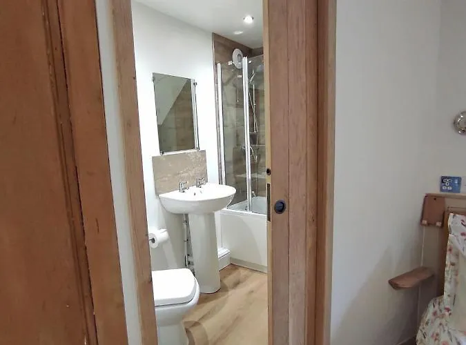 Headingley Hideaway Апартаменти *